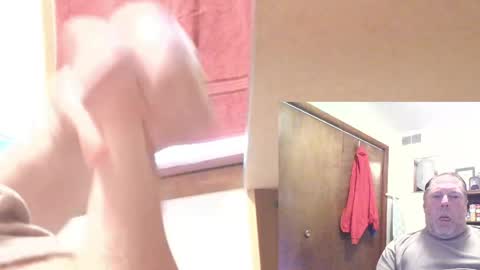 thickcock4u1105 online show from May 2, 5:26 pm