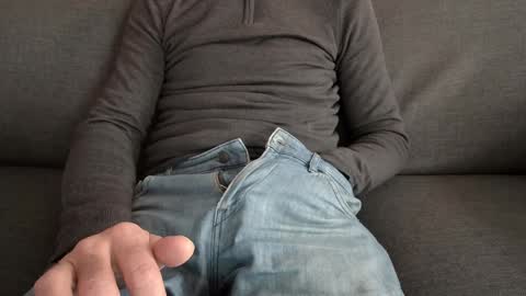 Snapshot of thickrum chatting on January 22, 11:23 am Thickru online show from January 22, 11:23 am