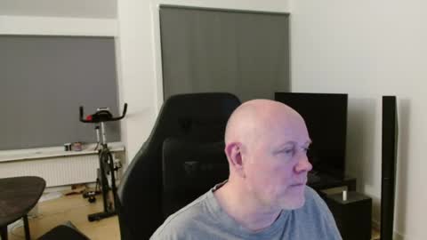 thomas806035 online show from July 25, 11:23 pm