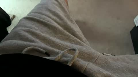 thomas_b7 online show from July 12, 7:38 pm