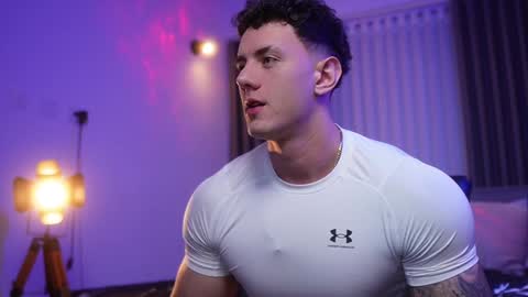 Thomas Falcon online show from January 3, 5:28 am