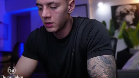 Thomas Falcon online show from January 11, 1:06 am