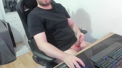 thommy2008 online show from February 2, 2:47 pm