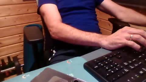 toobigcockforonegirl online show from July 7, 8:23 pm