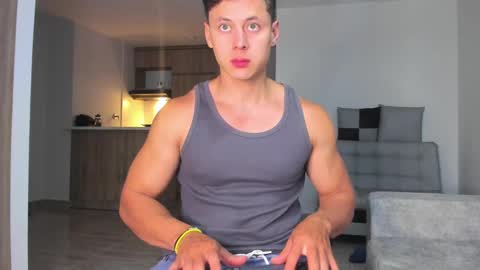 santiago online show from September 26, 1:25 am