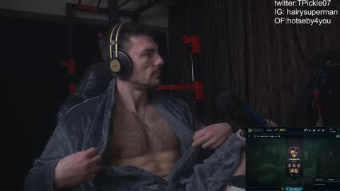 Snapshot of tickle_my_pickle07 chatting on January 28, 5:32 am tickle_my_pickle07 online show from January 28, 5:32 am