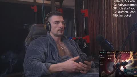 Snapshot of tickle_my_pickle07 chatting on February 4, 6:46 am tickle_my_pickle07 online show from February 4, 6:46 am