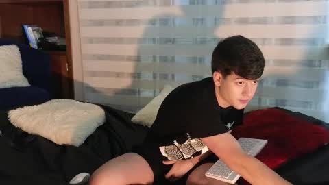 Camilo online show from March 19, 1:53 am