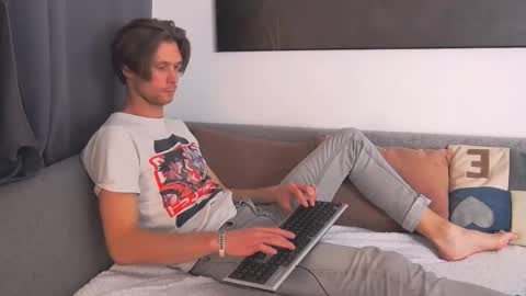 ask me online show from November 25, 5:59 pm