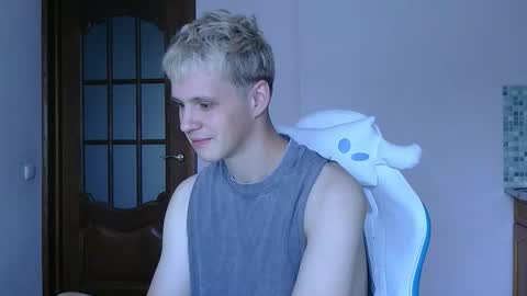 Snapshot of timkinky chatting on October 24, 5:53 am Tim WhiteS online show from October 24, 5:53 am