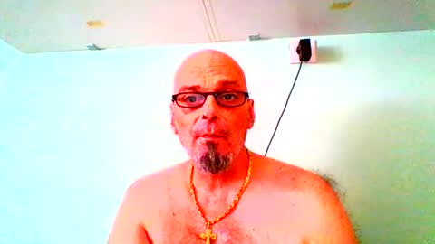 Snapshot of timothy33asd chatting on September 15, 9:32 am timothy33asd online show from September 15, 9:32 am