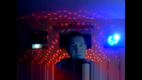 Snapshot of tkthedj chatting on December 22, 1:34 am TK online show from December 22, 1:34 am