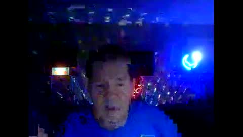 Snapshot of tkthedj chatting on January 22, 2:04 am TK online show from January 22, 2:04 am