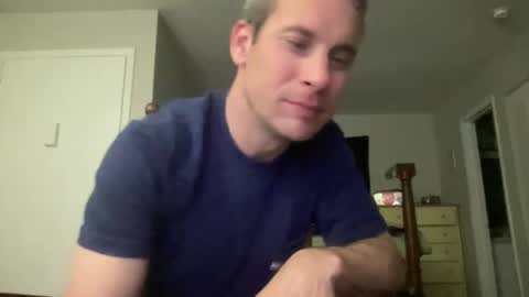 tleigh24 online show from March 11, 11:59 pm