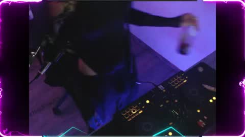 tobi676 online show from August 5, 9:42 pm
