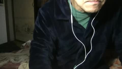 small man online show from March 9, 7:26 pm