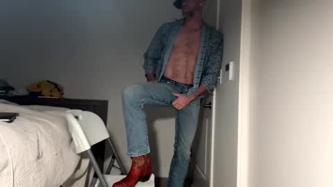 The Beekeeper online show from December 14, 4:19 am