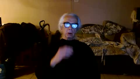 tom112292014 online show from April 13, 1:50 am