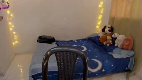 Tom Blue online show from December 18, 6:15 pm