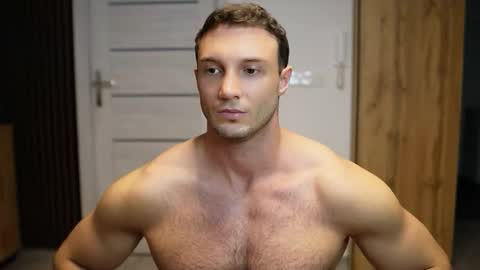 Snapshot of tom_fordd chatting on September 14, 9:33 am Tom online show from September 14, 9:33 am