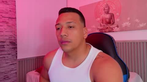 Tom muscle1 online show from November 25, 12:07 pm