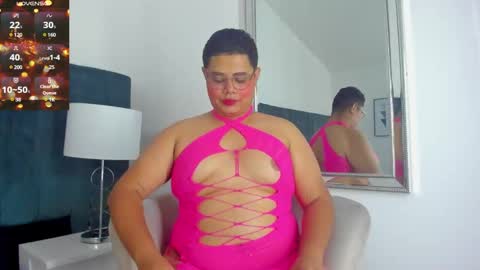 Tom Silver  online show from December 9, 7:46 pm