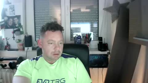 tomame_ online show from December 15, 7:35 am