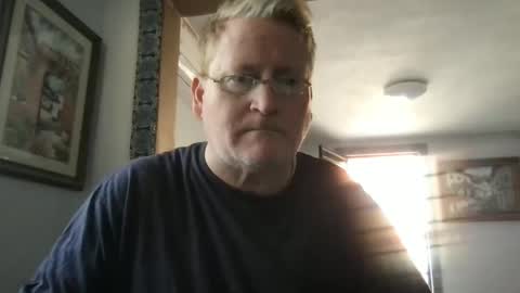 Hola online show from January 21, 6:11 pm