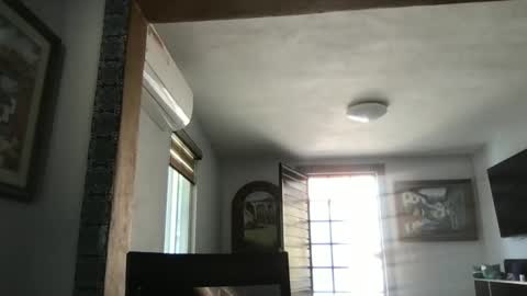 Hola online show from January 28, 6:17 pm