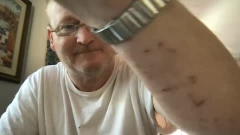 Hola online show from December 23, 4:39 pm