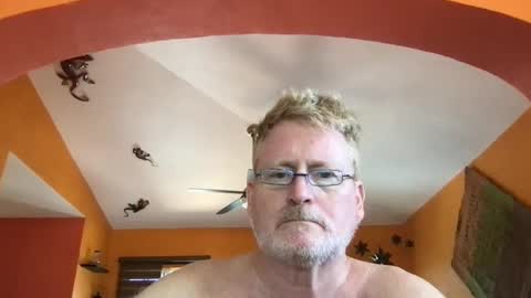 Hola online show from September 17, 6:42 pm