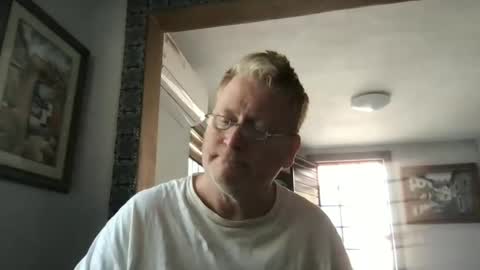 Hola online show from January 17, 6:03 pm