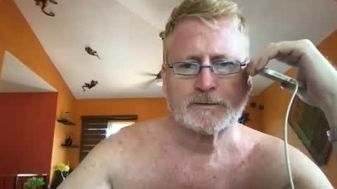 Hola online show from September 24, 6:28 pm