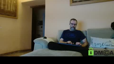 Snapshot of tomasmilian77 chatting on December 6, 11:36 pm Tomas Milian online show from December 6, 11:36 pm