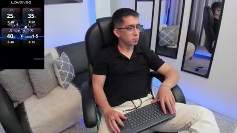 Tomas online show from March 25, 2:59 am