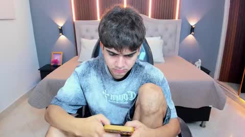 Tommy  online show from January 14, 3:44 am