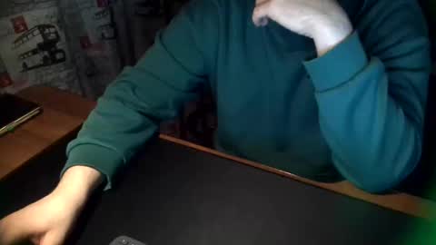 Tommi Li online show from February 2, 2:45 pm