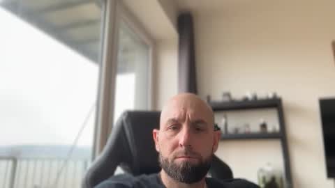 Thomas Fit online show from February 6, 11:51 am