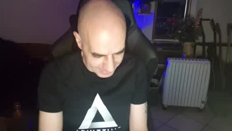 toninspektor online show from October 12, 5:51 pm