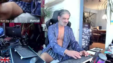 topalphaboss online show from November 25, 11:18 pm