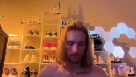 topherhopkins744 online show from March 20, 10:30 am