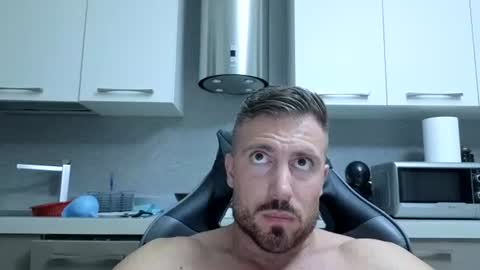 toro_arrapato online show from June 14, 7:38 pm