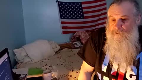 totallyawesome_65 online show from February 22, 12:51 pm