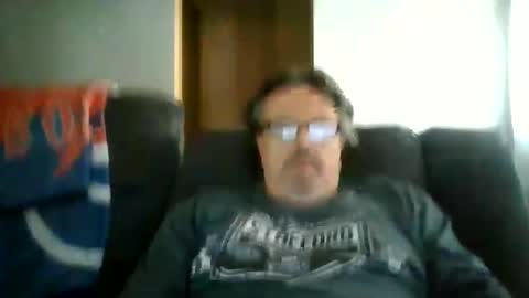 Snapshot of touchit9923 chatting on October 23, 6:11 pm jim online show from October 23, 6:11 pm