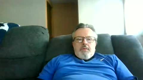 Snapshot of touchit9923 chatting on February 1, 7:02 pm jim online show from February 1, 7:02 pm