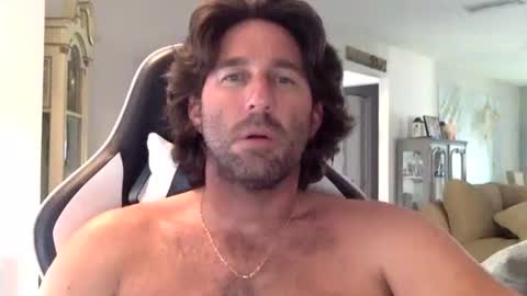 TravisKenn online show from February 18, 7:55 pm