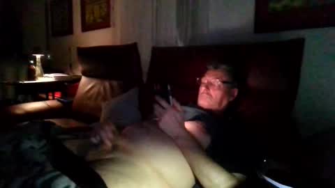 trebgeis1 online show from March 5, 8:27 pm