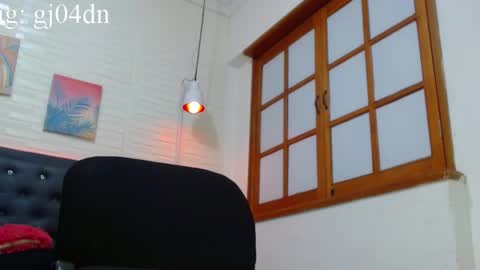 Snapshot of triibilin chatting on October 24, 3:36 pm triibilin online show from October 24, 3:36 pm