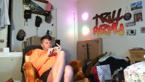 trillnonymau5 online show from January 22, 11:45 am