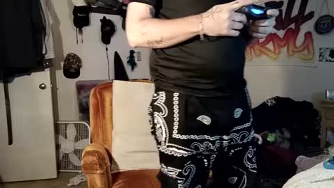 trillnonymau5 online show from December 7, 11:45 pm